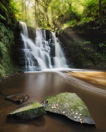 A lovely Autumn afternoon down at Hallas Beck, exploring Goit Stock Falls.